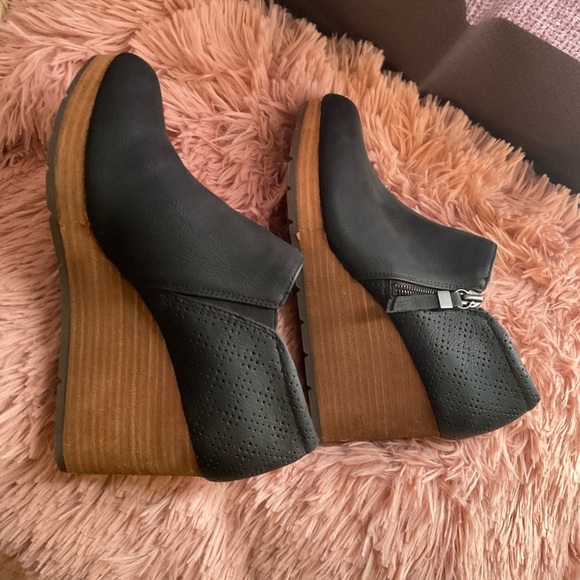 Dr. Scholl's Shoes Women's Work It Ankle Boot size 6.5 - Picture 3 of 7